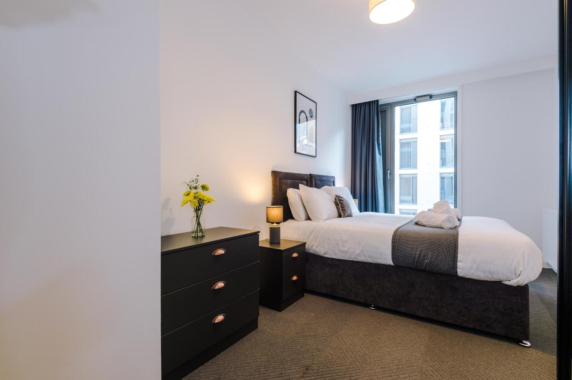 Hilltop Serviced Apartments - Ancoats แมนเชสเตอร์ ภายนอก รูปภาพ